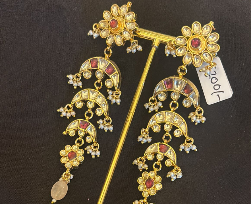 Kundan Danglers with Red StoneModern Gold Setting